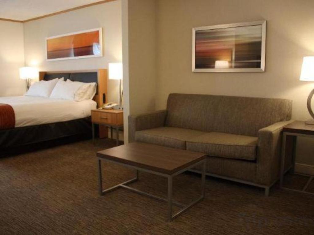 Holiday Inn Express Munising-Lakeview Hotel By Ihg Ngoại thất bức ảnh