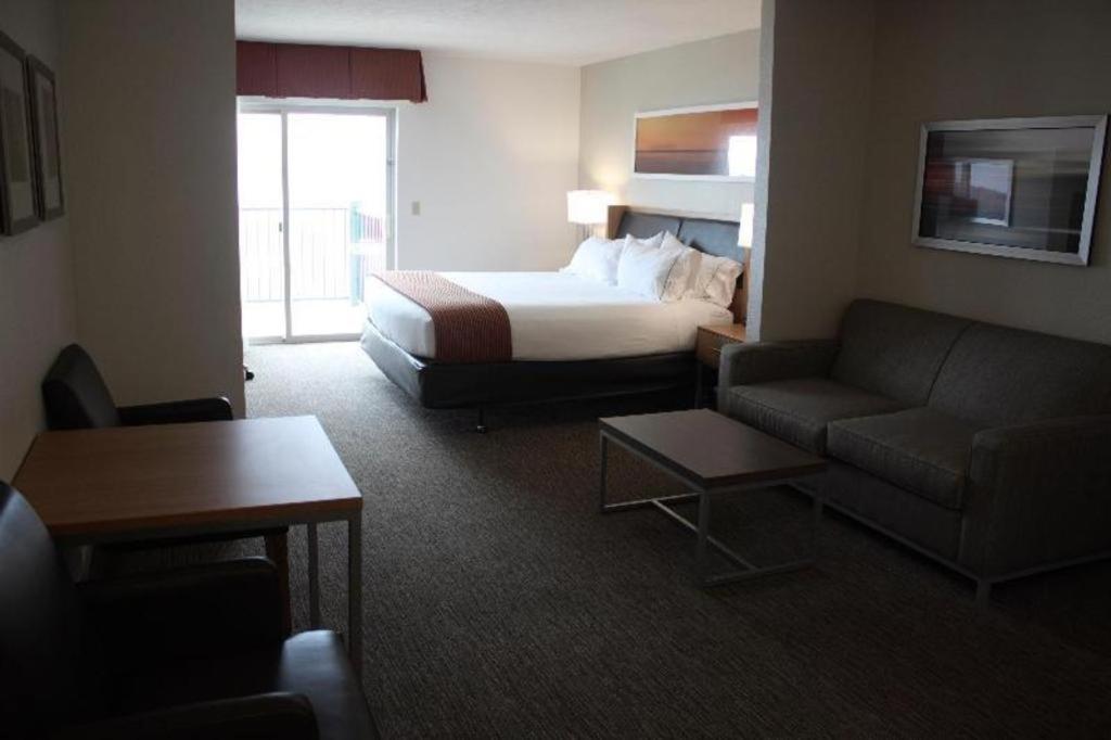 Holiday Inn Express Munising-Lakeview Hotel By Ihg Ngoại thất bức ảnh