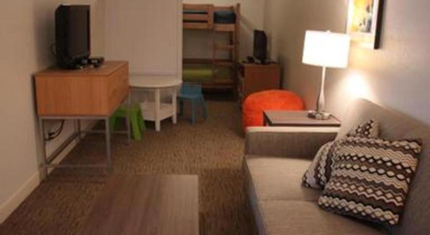 Holiday Inn Express Munising-Lakeview Hotel By Ihg Ngoại thất bức ảnh