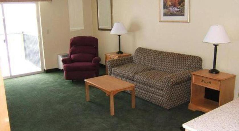Holiday Inn Express Munising-Lakeview Hotel By Ihg Ngoại thất bức ảnh