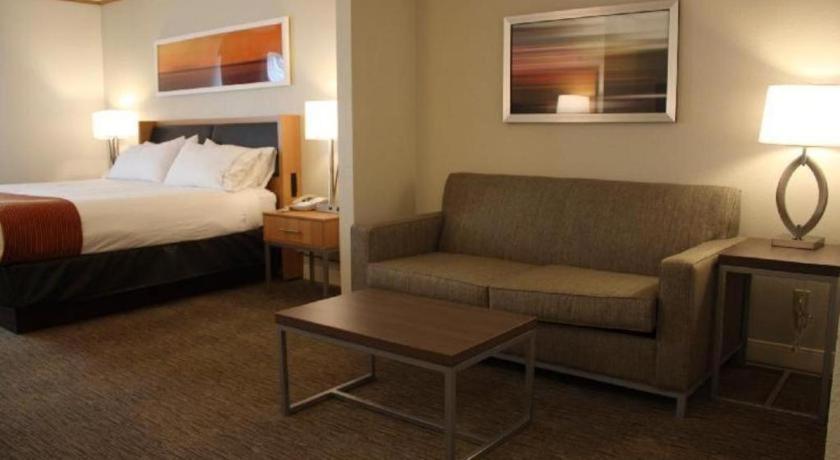 Holiday Inn Express Munising-Lakeview Hotel By Ihg Ngoại thất bức ảnh
