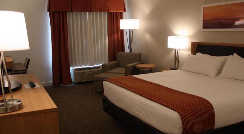Holiday Inn Express Munising-Lakeview Hotel By Ihg Ngoại thất bức ảnh