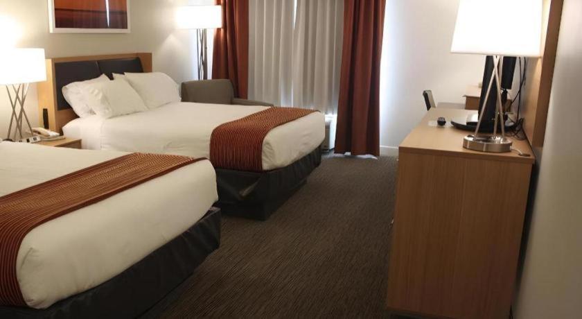 Holiday Inn Express Munising-Lakeview Hotel By Ihg Ngoại thất bức ảnh