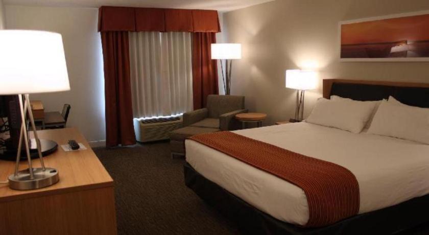Holiday Inn Express Munising-Lakeview Hotel By Ihg Ngoại thất bức ảnh