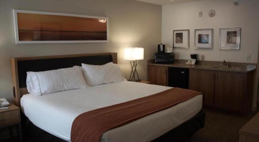 Holiday Inn Express Munising-Lakeview Hotel By Ihg Ngoại thất bức ảnh